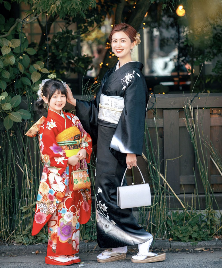 yae asakusa tokyo kimono visual